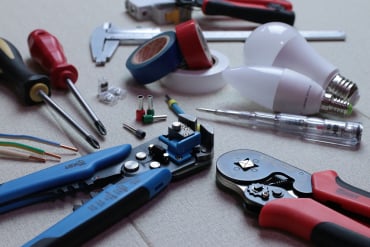 Electricien de confiance partenaire de riviera rentals conciergerie