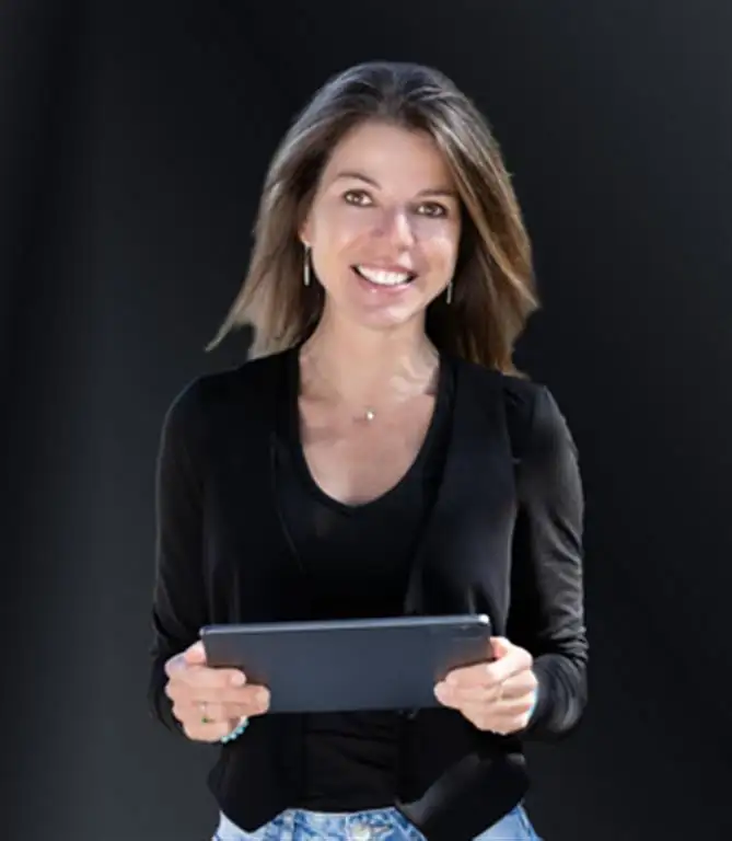 Aurélie TROUSSIER - Négociatrice immobilière, services de conciergerie de riviera Rentals